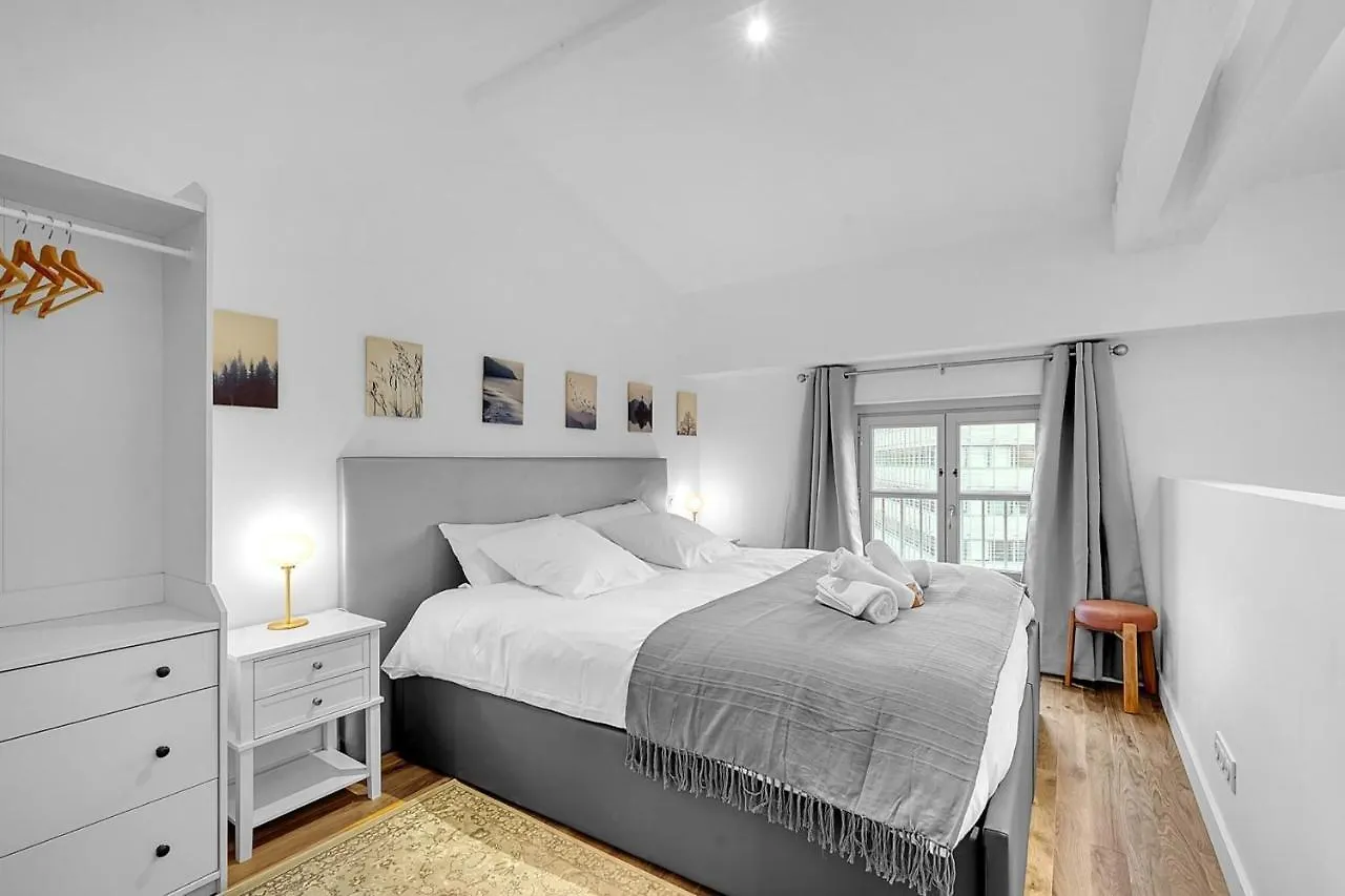 Magnificent Duplex Very Well Located Toulouse Francia